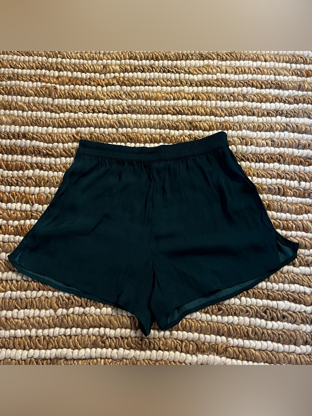 Women's deep emerald green Elastic-Waist Flow Shorts
